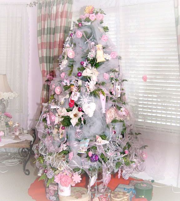 Living Beautifully The Pink, White and Roses Christmas Tree